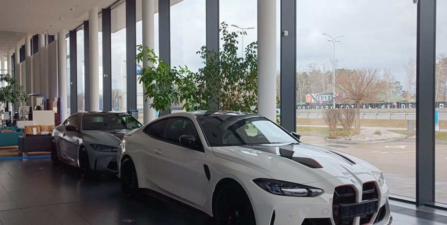 BMW M4 CSL, новый BMW M4, BMW M4, спорткар BMW, купить BMW M4, BMW M4 2023