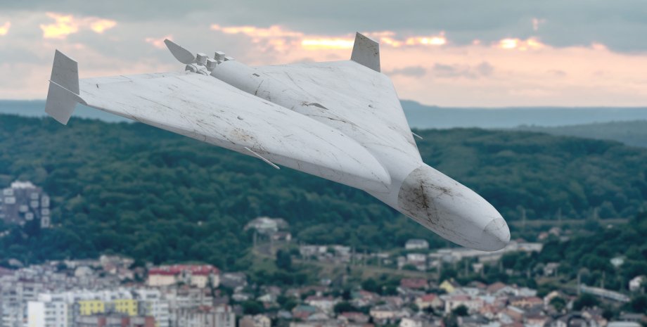 Shahanedas Flugbahn und Geschwindigkeit zeigen, dass zum Zeitpunkt der Explosion...