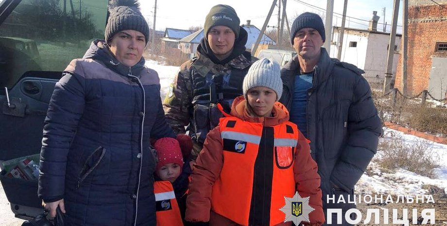 «Белые ангелы» эвакуация гражданских детей из села Терны Донецкой области