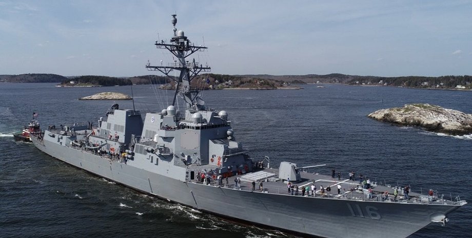 Военный корабль Thomas Hudner