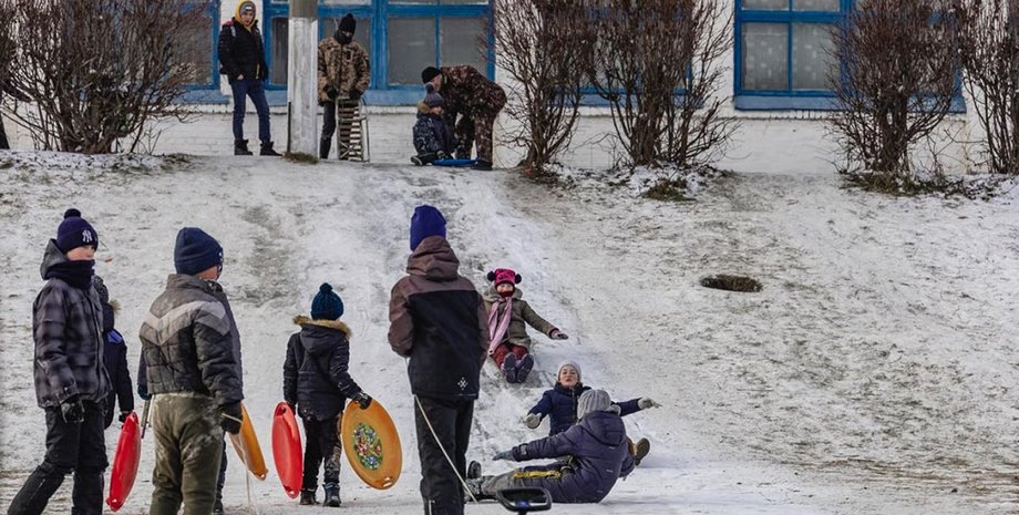 канікули в Києві У Києві продовжили канікули до 1 січня