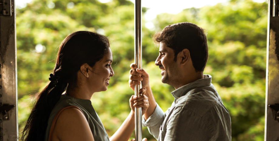 Весілля у поїзді, одруження, залізниця, цікаві ідеї для весілля, відео, Індія, курйози