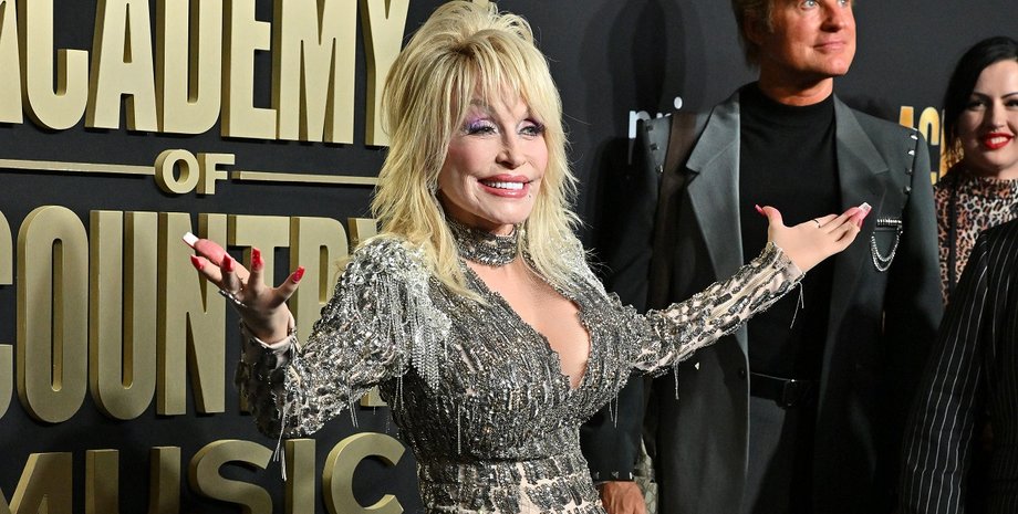 Долли Партон, певица