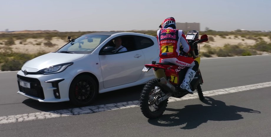 Toyota, Toyota GR Yaris, Toyota Supra, Мотоцикл, Гонки, Видео, Заезд, Блогеры, Драг-рейсинг, Авто, Автомобили