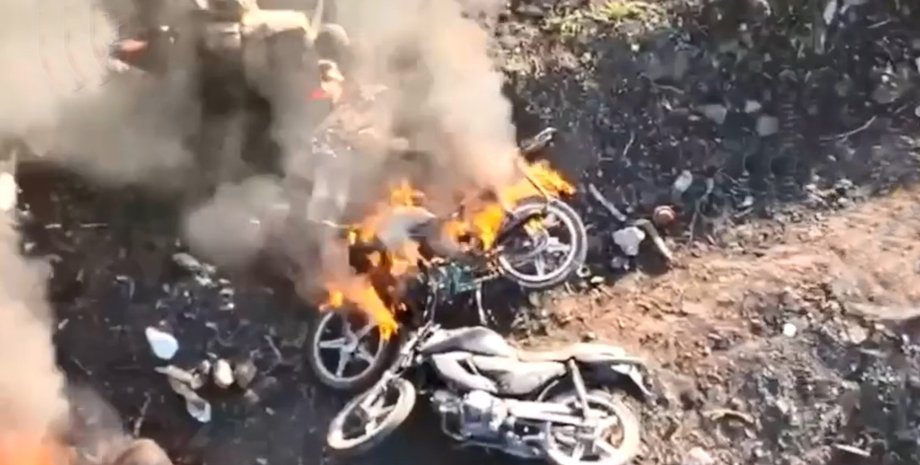 штурм россиян на мотоциклах