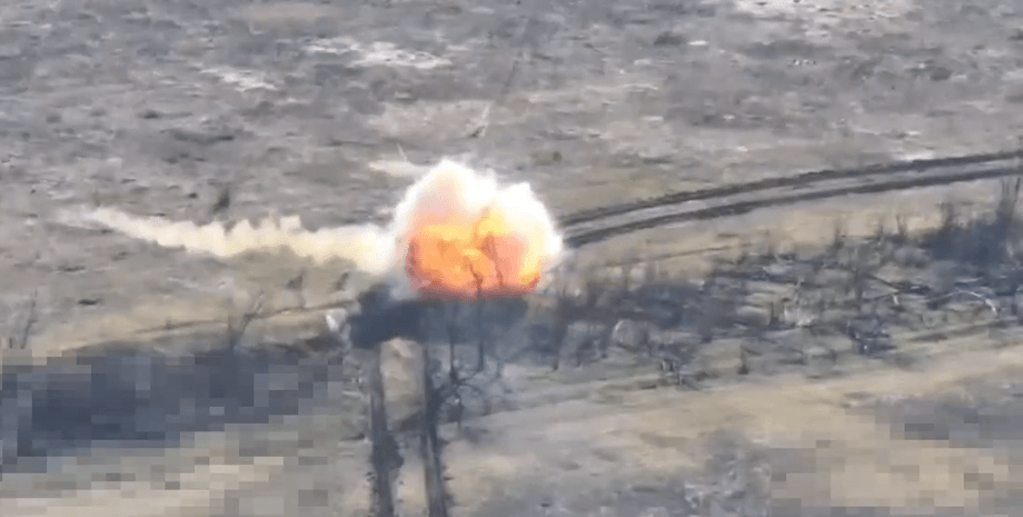 Танк, танковая колона, уничтожение российской техники, война в Украине, фото