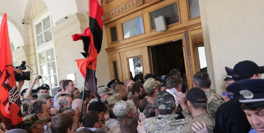 Тарифный митинг в Виннице / Фото: i-vin.info