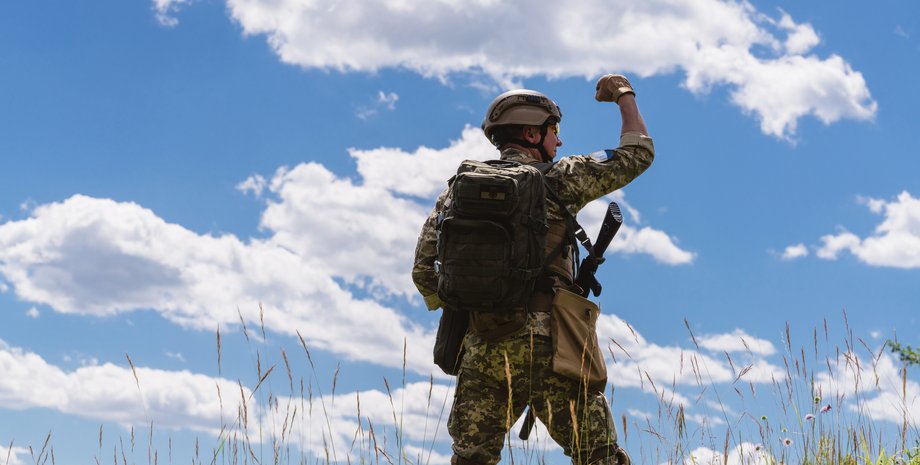 боец всу, украинский солдат, украинский военный, победа Украины
