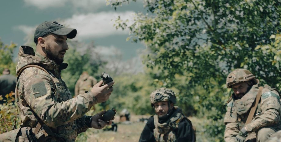 Лекция о разных типах и применении гранат в боевых условиях всу, мобилизация, уклонисты, война,