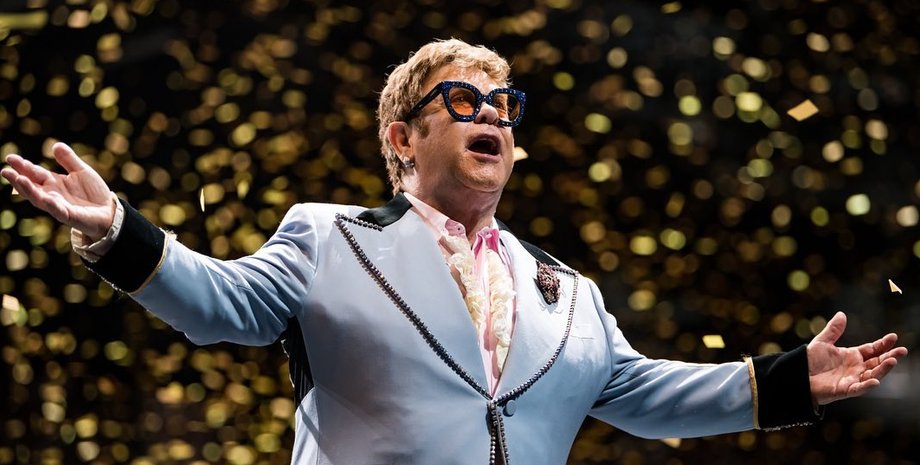 Элтон Джон показал своего мужа и сыновей