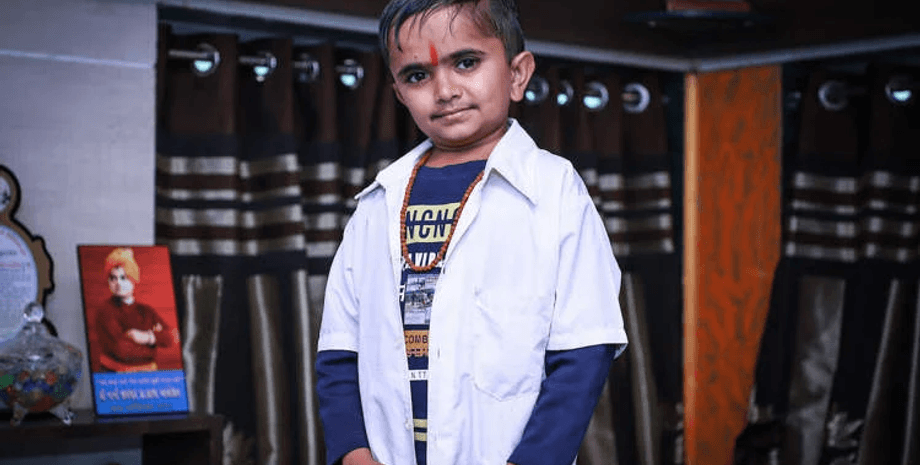 Самый маленький врач в мире, доктор, врач, небольшой рост, редкое заболевание, неизлечимая болезнь, не мог поступить в универ