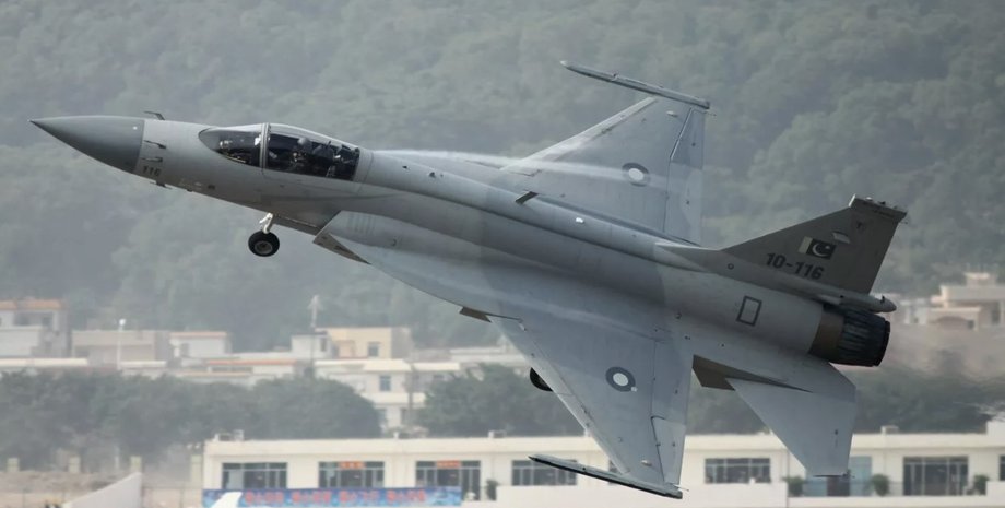 истребитель JF-17 Block 3