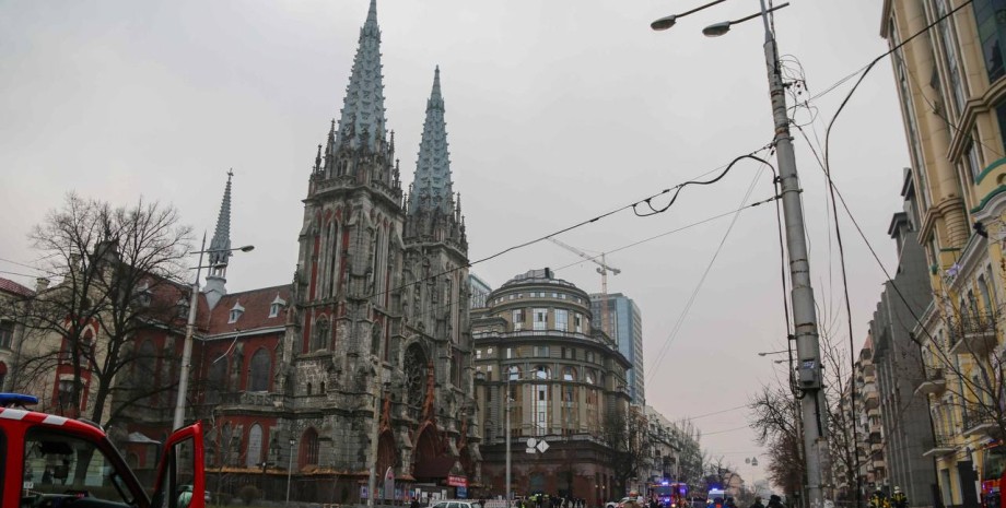 Костел Святого Николая Костел Святого Николая Киев, Костел Святого Николая обстрел 20 декабря, Костел Святого Николая витражи, Костел Святого Николая разрушения, Костел Святого Николая католическая церковь, Костел Святого Николая