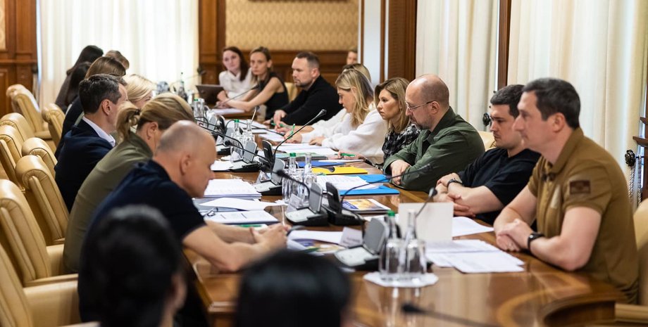 Совещание чиновников.