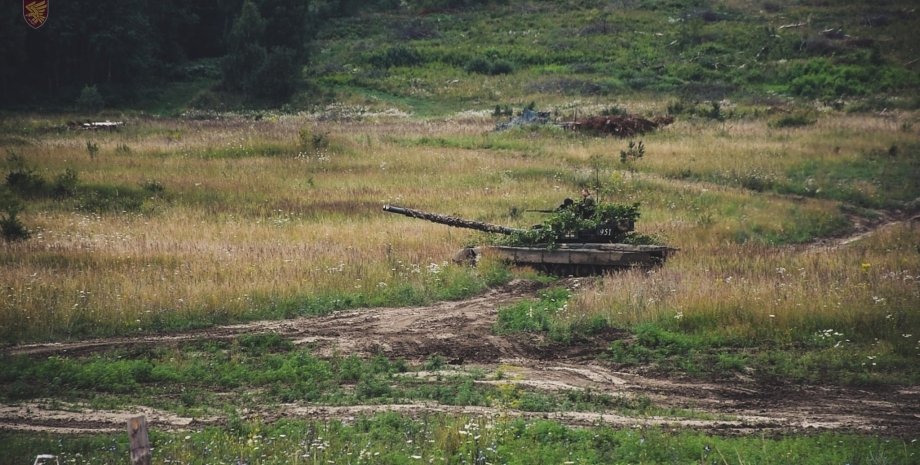 наступление танк ВСУ