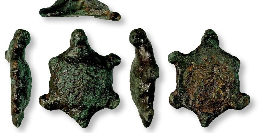 Римська статуетка черепахи, Давньоримські артефакти, римський бог Меркурій, Археологічні знахідки в Саффолку, Знахідки металошукачів, Реліквії римської культури