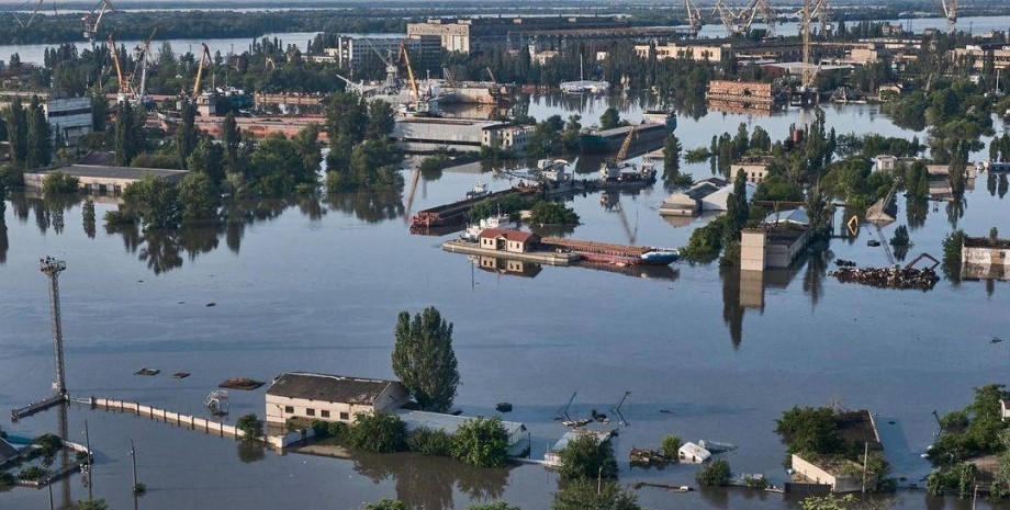 подрыв Каховской ГЭС, затопления домов, подтоплены дома