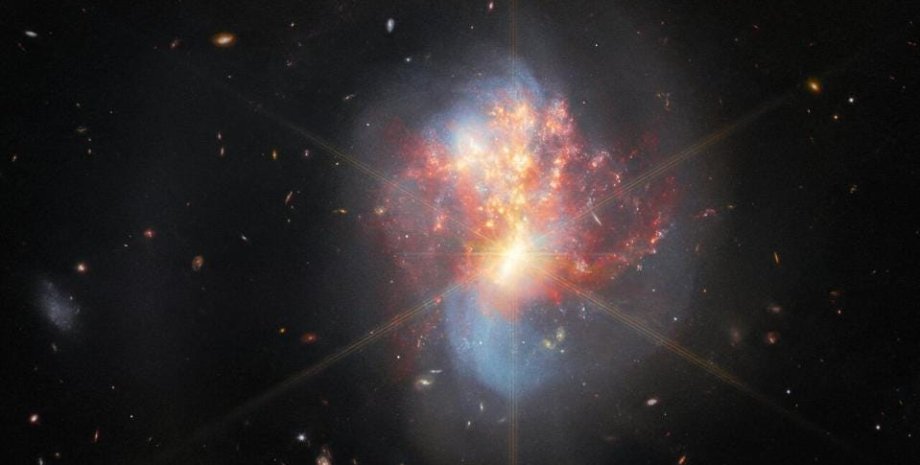 галактика IC 1623
