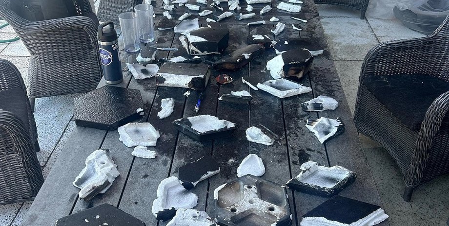 Коллекция кусков Starship 7, Starship 7, обломки Starship 7, куски Starship 7, теркс и кайкос, корабль илона маска