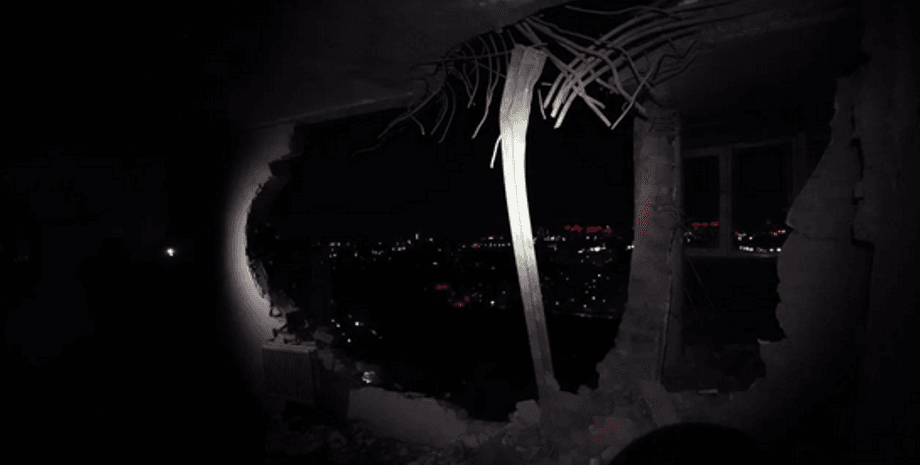 Російські дрони зруйнували квартиру ведучого телемарафону Ковальського