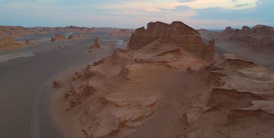 Пустыня Деште-Лут