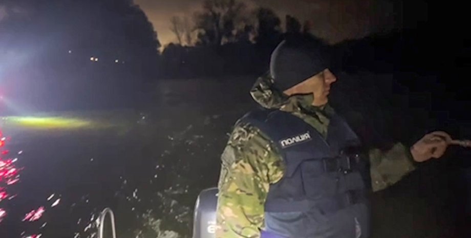 Каное, блискавка, Полтавська область, негода, поліція, яхт-клуб, удар блискавки