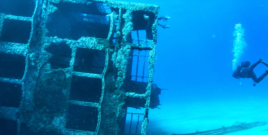 Пять опытных дайверов опустились к предполагаемым обломкам судна Rapid City, затонувшего в 1917 году