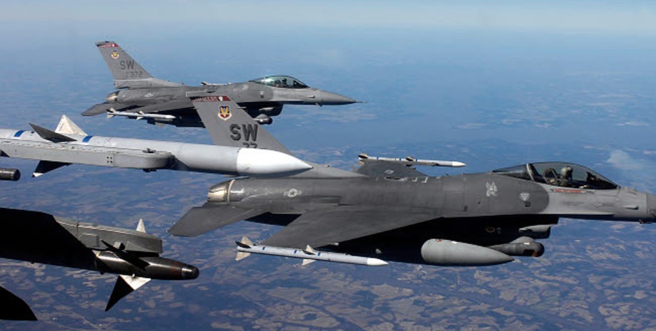 винищувачі F-16, F-16