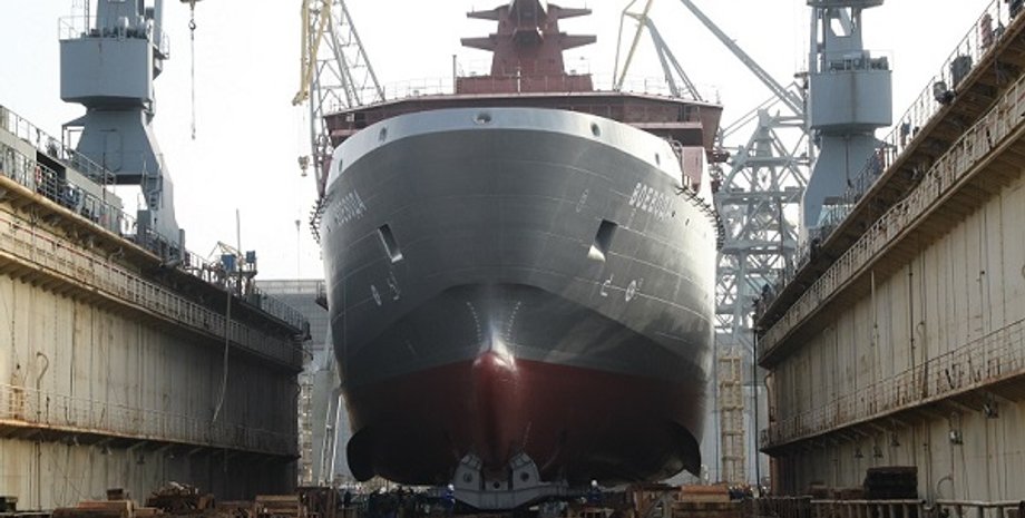 корабль завод янтарь, корабль