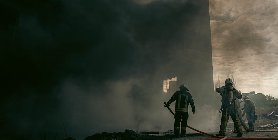 Пожарные, пожар, склад МВД, Киев, Киевская область