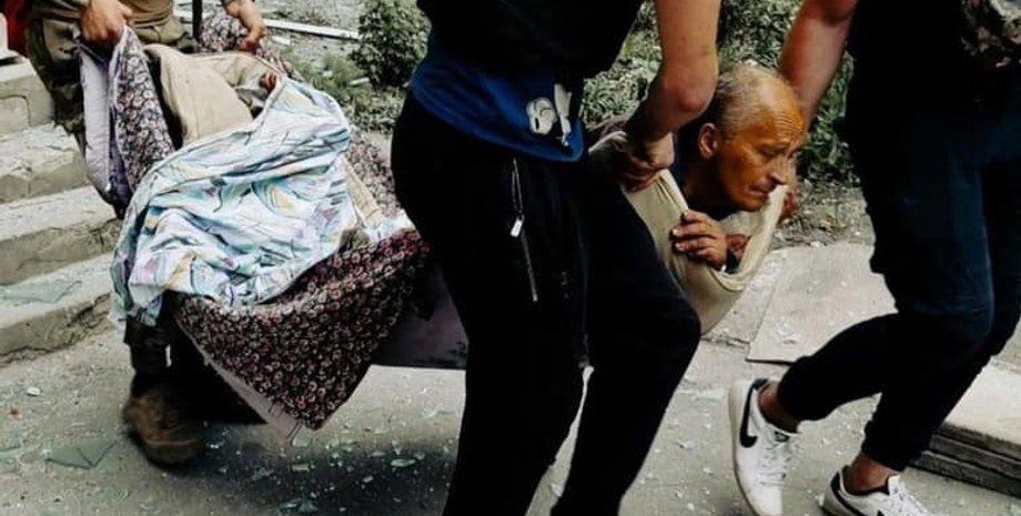 Эвакуация в Лисичанске, попытка окружения Лисичанска, артиллерийские обстрелы