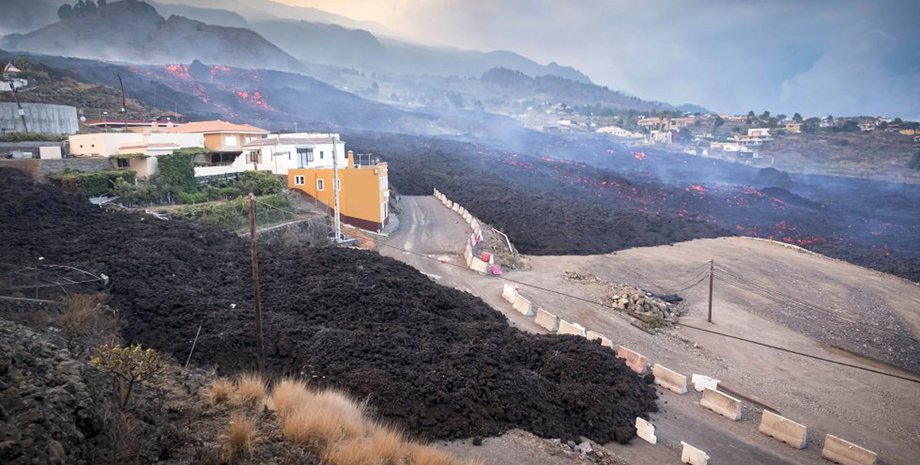 Канарські острови, виверження вулкана