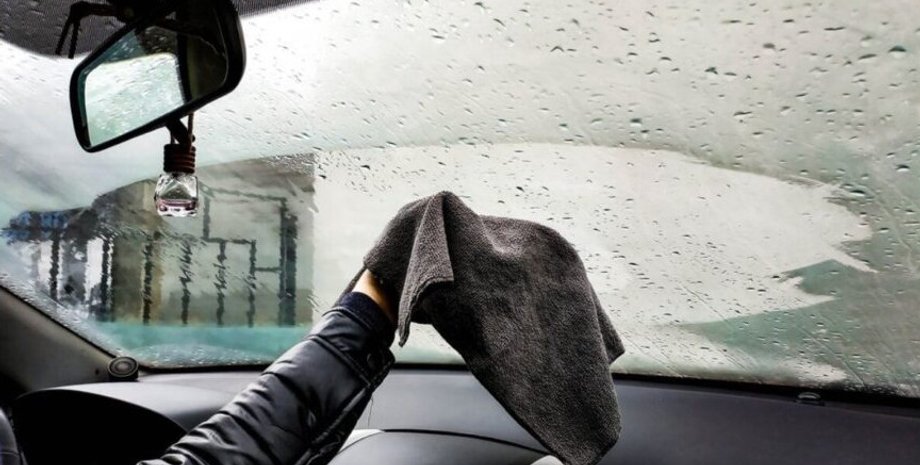 Пять бюджетных способов остановить конденсат в авто