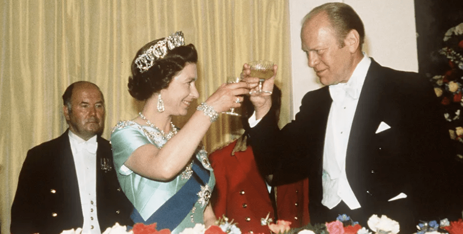 Елизавета II Елизавета II, покушение, угрожали жизни, хотели убить, королева Великобритании, прием, президент США,