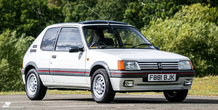 Peugeot 205 GTi, Peugeot 205, Роуэн Аткинсон, авто Мистера Бина