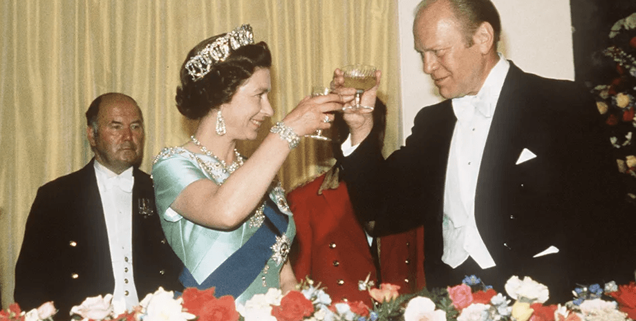 Єлизавета II, замах, загрожували життю, хотіли вбити, королева Великобританії, прийом, президент США,