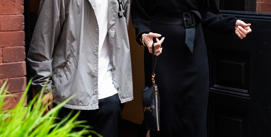 Анджелина Джоли, Пакс Тьен, приемный сын, мать