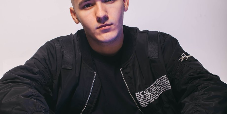 YAKTAK о конфузе на концерте, YAKTAK о поклоннице, YAKTAK о смешном моменте на концерте