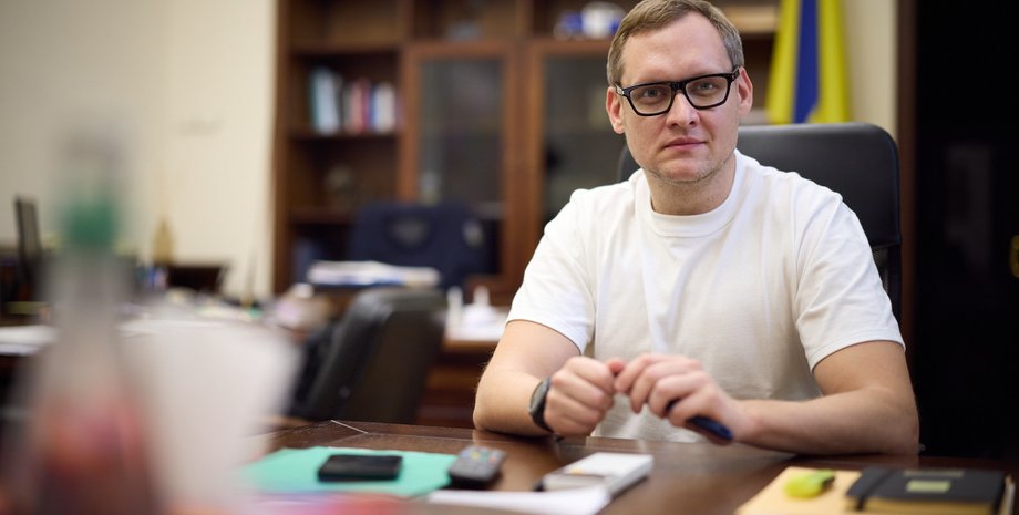 Андрій Смирнов, офіс президента смирнов