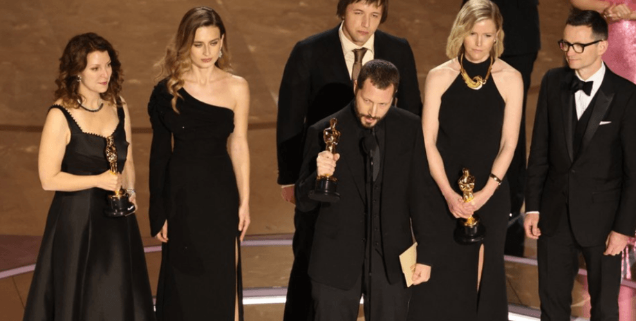 Disney, Мстилав Чернов, 20 дней в Мариуполе, Телеверсия Оскара, Американская киноакадемия