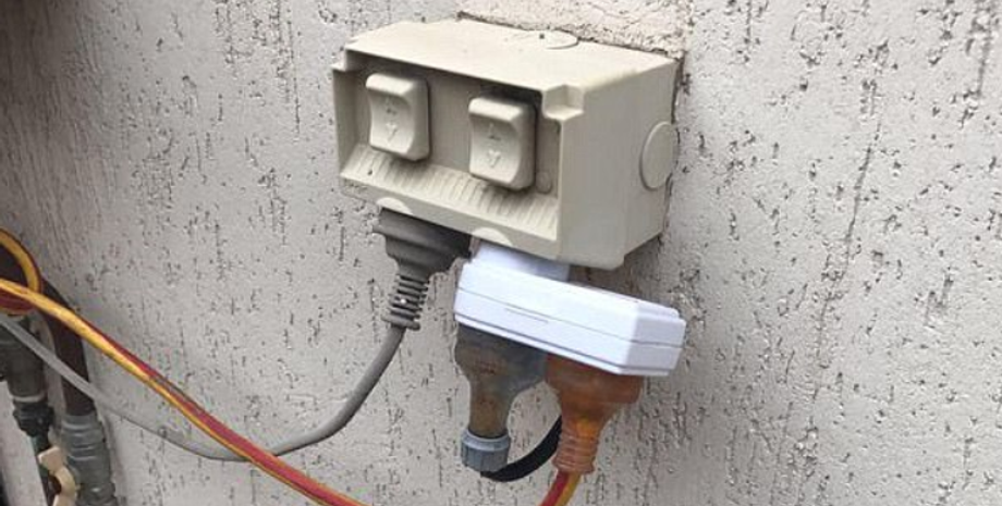 Как воровать электроэнергию у соседей, супруги узнали, что сосед ворует их электричество, скандал, Великобритания