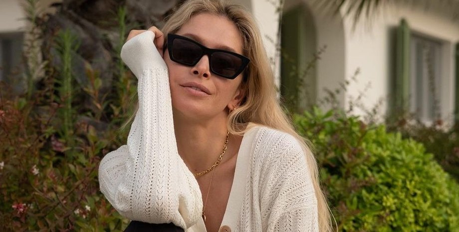 вера брежнева, мальдивы, отпуск на мальдивах, певица, отель риц-карлтон