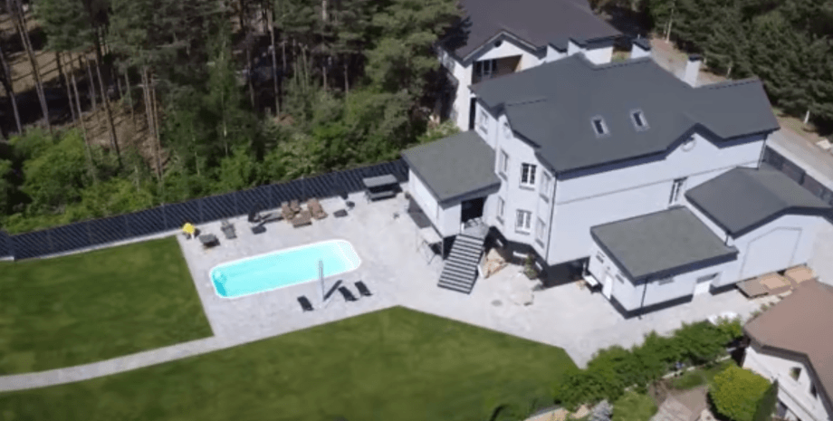 Имение матери нардепа Николая Галушко под Киевом