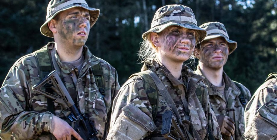 Женщин призывают в армию Дании наравне с мужчинами