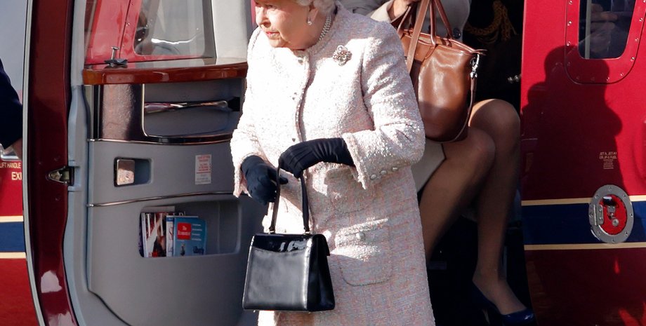 Саманта Коэн, Елизавета II