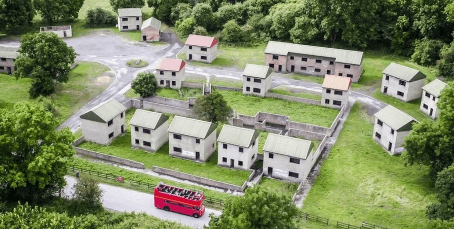 Село Імбер, Велика Британія