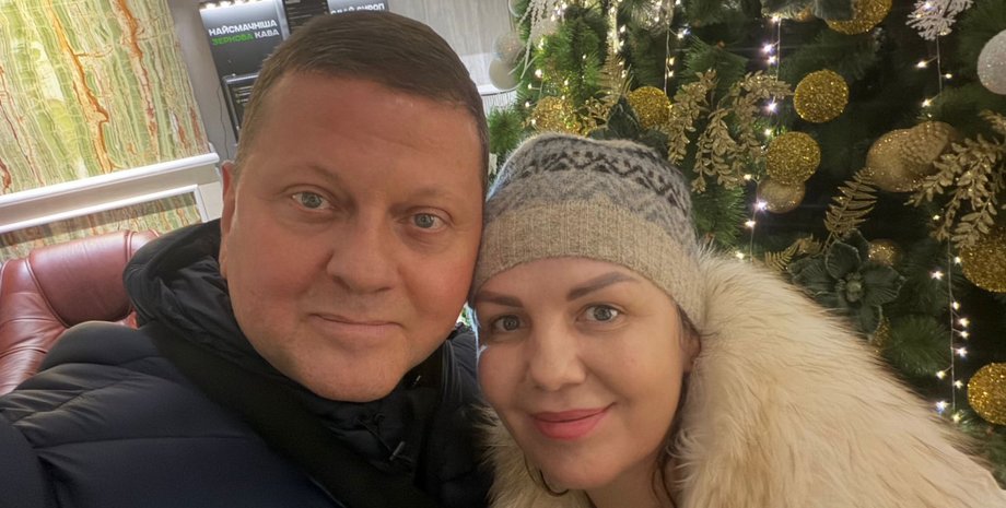 Валерій Залужний в Україні з дружиною Оленою Валерій Залужний з дружиною Оленою