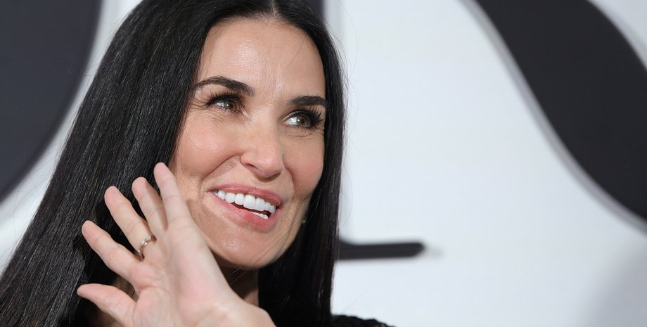 Деми Мур, презентация