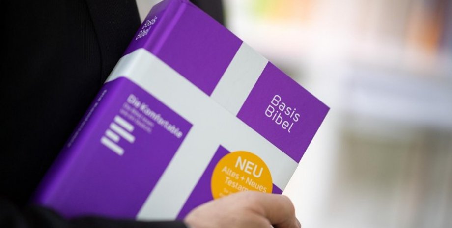 германия, церковь, библия, молодежь, поколение Z