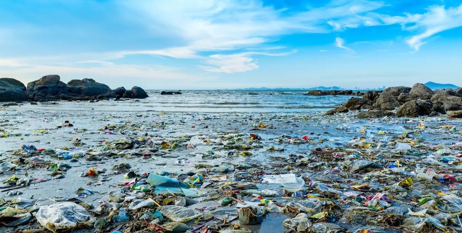 забруднення пластиком